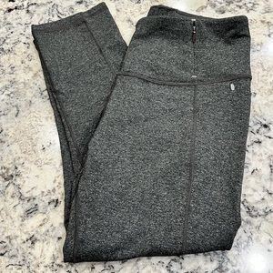Brand-new Calia by Carrie Underwood Capri leggings